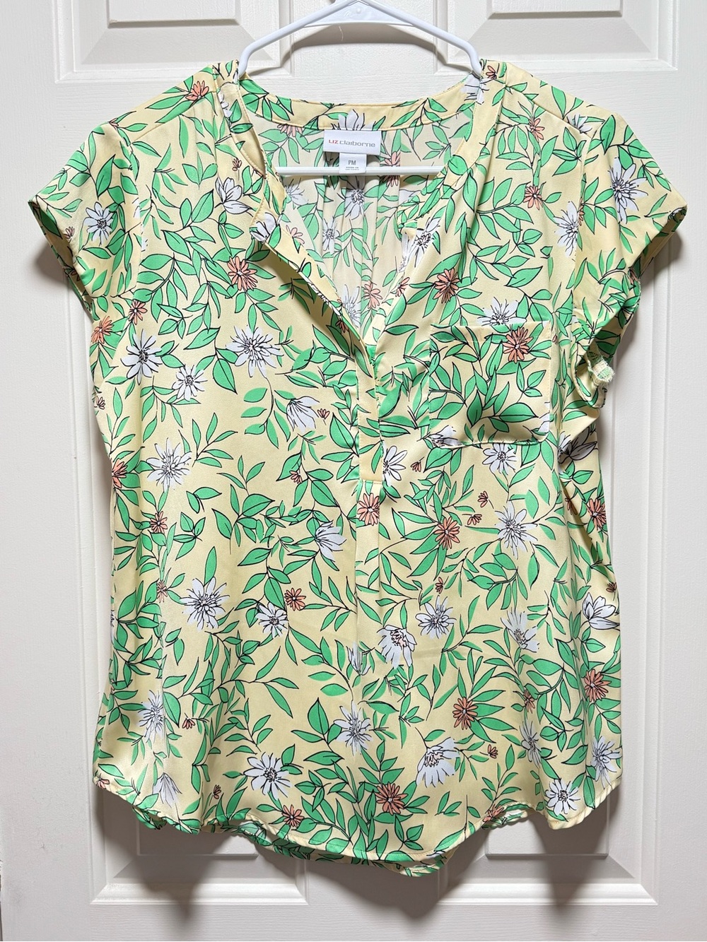 Liz Claiborne V-Neck Short Sleeve Top Yellow/Green Floral Petite M - Picture 1 of 4